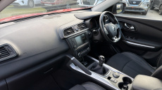 Renault Kadjar 1.6 dCi Signature Nav 5dr 4WD Diesel Hatchback